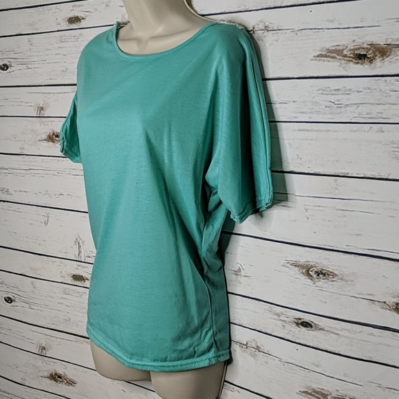 Short Sleeved Shirt light blue embroidered Medium - Picture 3 of 6